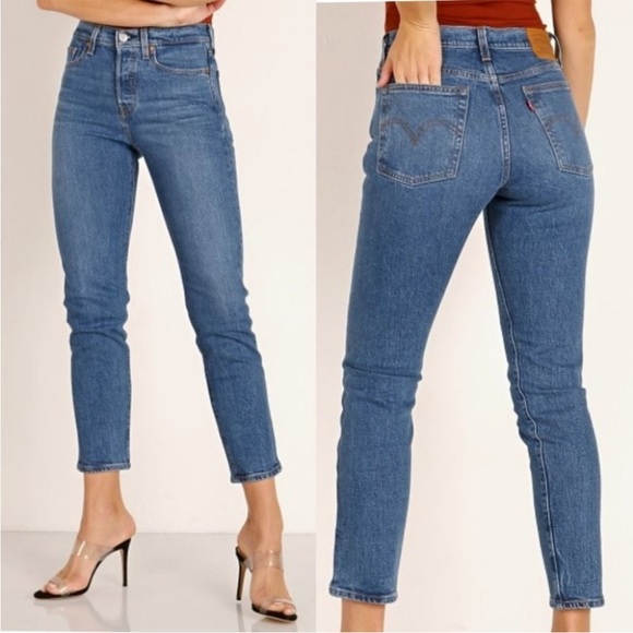 Levi's Denim - Levi's 29 Wedgie Icon "Charleston Moves" Size 29 High Rise Tapered Lag